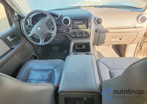 2003 Ford Expedition Xlt z USA, uszkodzony, nr VIN 1FMFU16W53LA32943